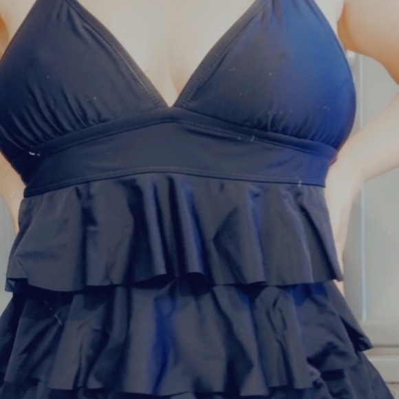 Catalina black tankini top with ruffle size 8- 10 - Picture 5 of 7